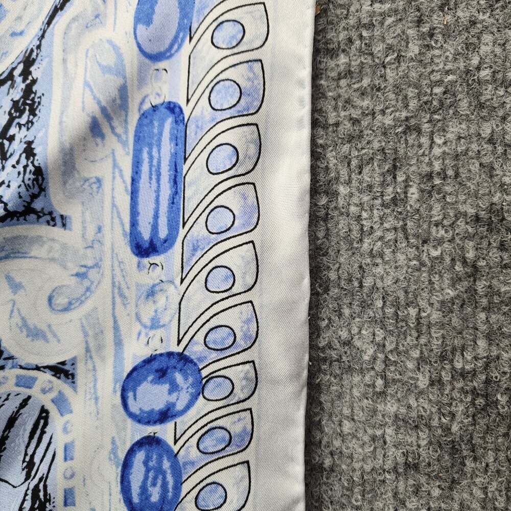 Chanel CC 100%‎ Silk Square Scarf Stole White Blue Women's Rare Italy NWT - Picture 8 of 16